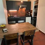 Bois Du Bouchet, Vue Montagne, Calme, Parking Gratuit, Proche Centre Apartment
