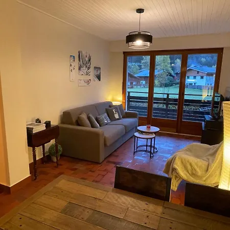 Apartment Bois Du Bouchet, Vue Montagne, Calme, Parking Gratuit, Proche Centre