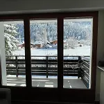 Bois Du Bouchet, Vue Montagne, Calme, Parking Gratuit, Proche Centre